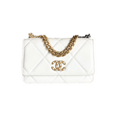 Chanel 19 Wallet On Chain