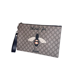 Gucci GG Supreme Canvas Blind For Love Zip Pouch Clutch Bag