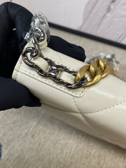Chanel 19 Wallet On Chain