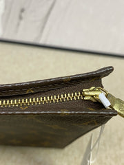 Louis Vuitton Toiletry Pouch 26 Monogram