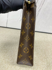 Louis Vuitton Toiletry Pouch 26 Monogram