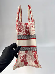 Dior Book Tote Valentine's Day Large