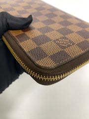 Louis Vuitton Zippy Wallet Damier Ebene