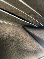 Louis Vuitton Zippy Wallet Damier Ebene